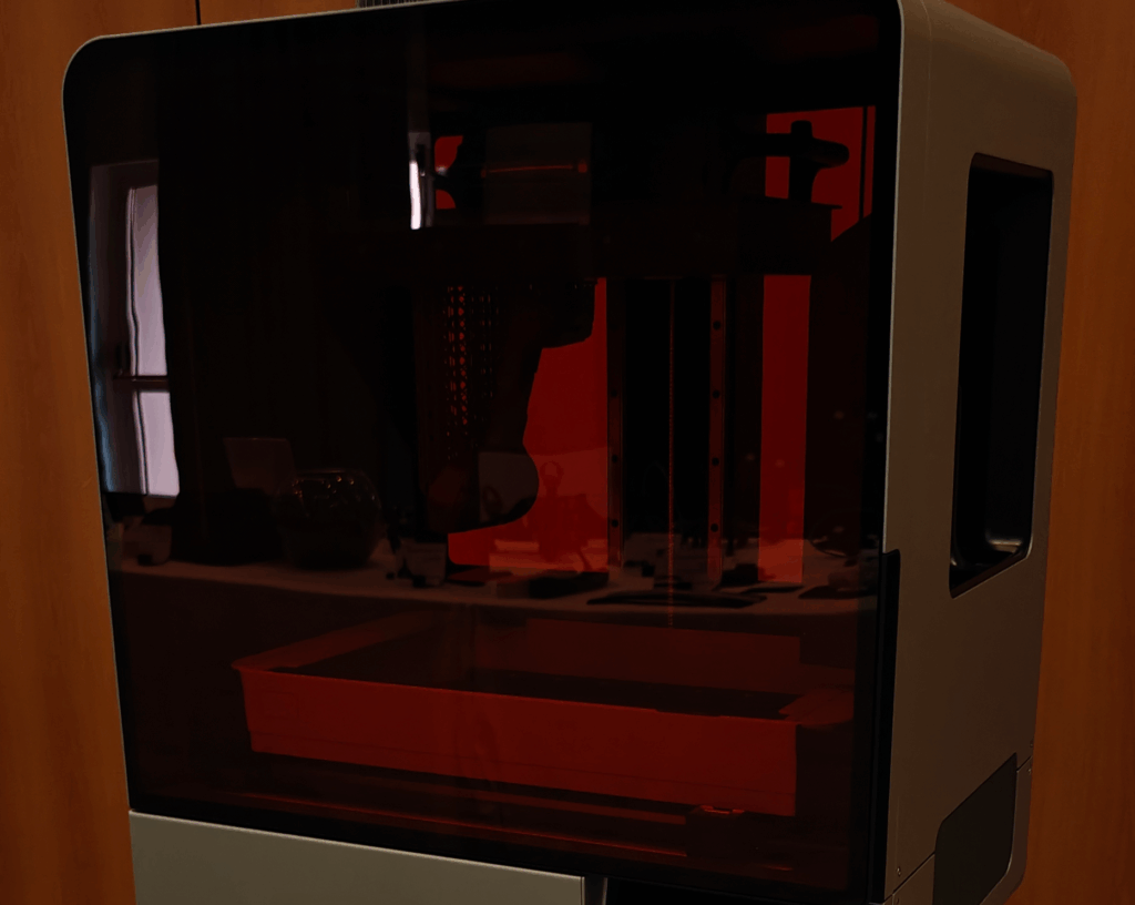 STAMPA 3D INDUSTRIALE A RESINA